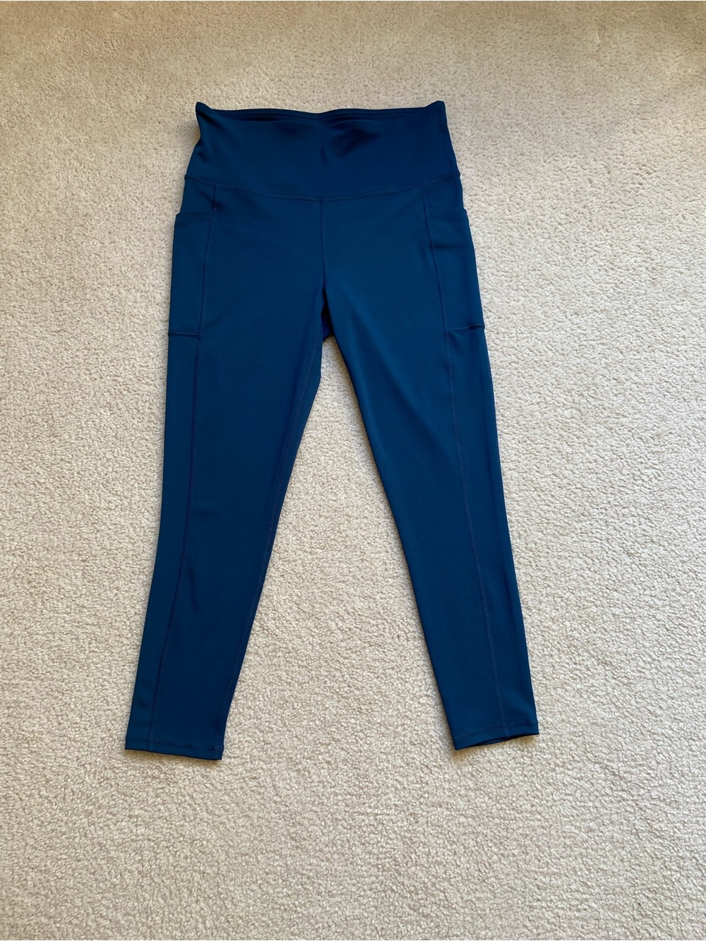 NWOT Daisy Fuentes Size L Navy Blue High Rise Leggings
